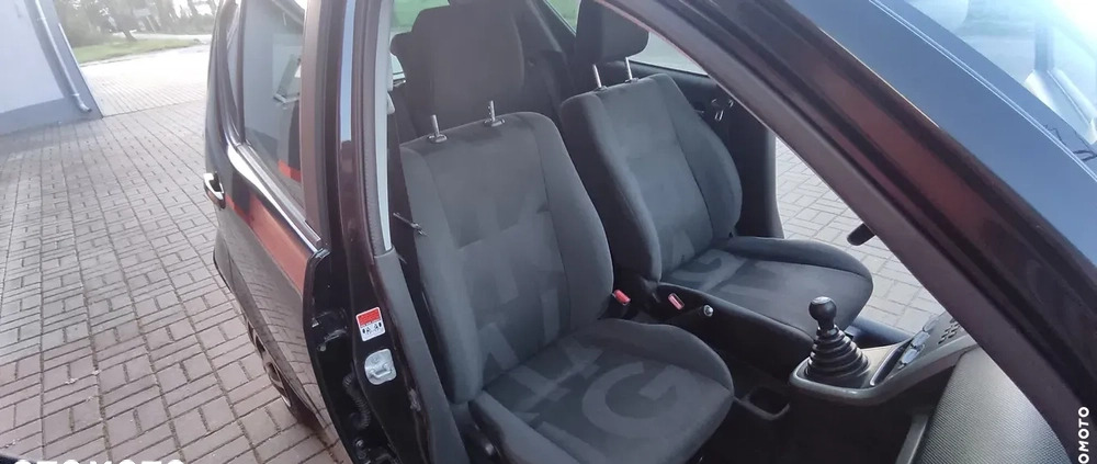 Opel Agila cena 10990 przebieg: 200000, rok produkcji 2009 z Kruszwica małe 232